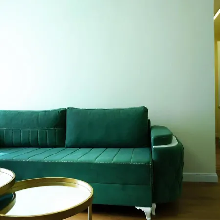 Chic Apartment *